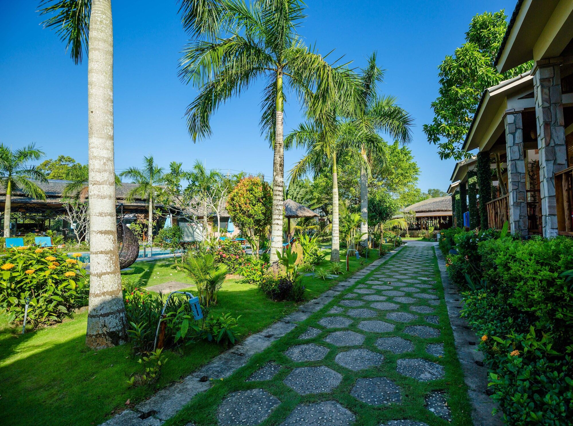 Village 3*